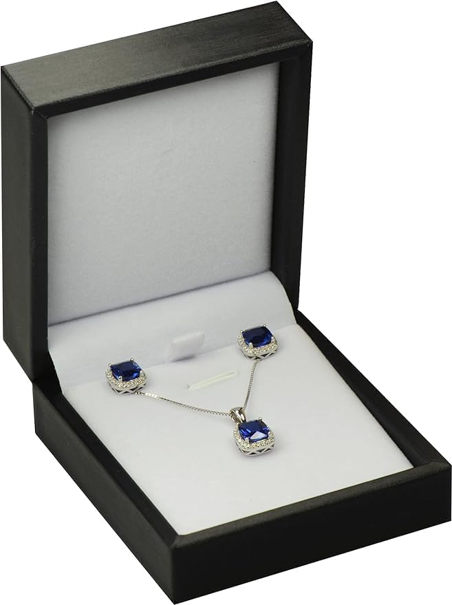 Elegant leather and velvet jewelry gift box by 7AGAT, designed for necklaces, bracelets, and jewelry sets.