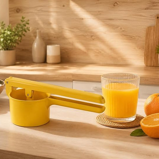 7AGAT manual citrus juicer in stainless steel with seed and pulp separation, lightweight and portable for oranges, lemons, and limes.