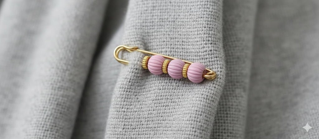 Decorative 7AGAT hijab pin with beaded design and crystal accents, stylish multi-purpose safety pin for headscarves and accessories.