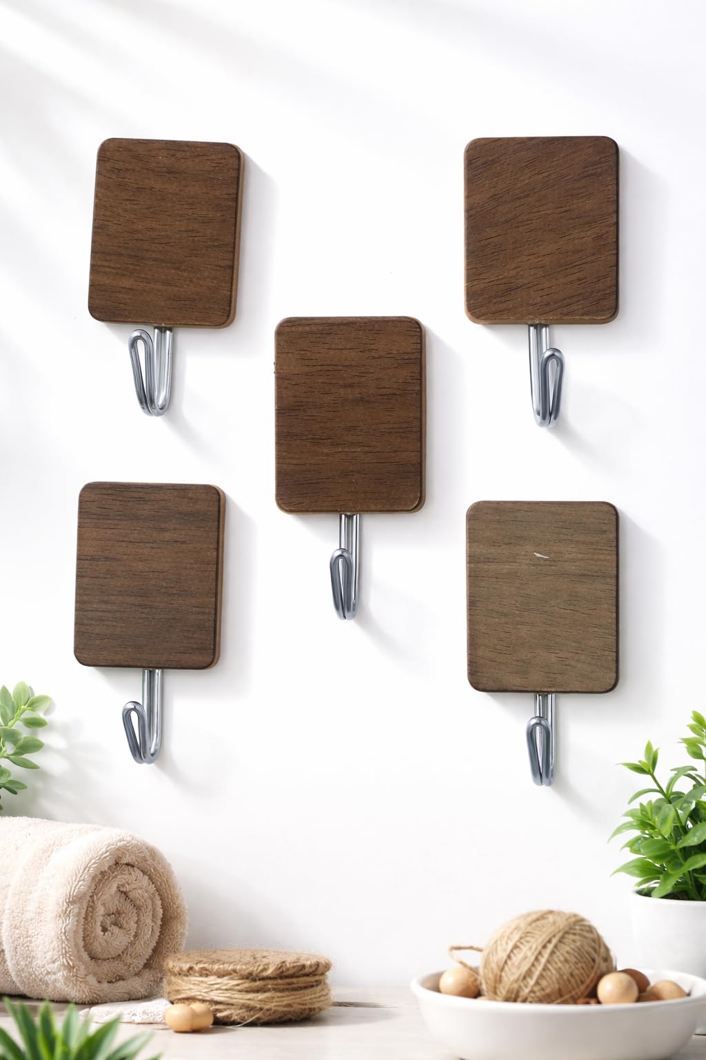 Heavy duty waterproof adhesive wall hooks by 7AGAT, ideal for bathroom, kitchen, bedroom, no drilling needed.