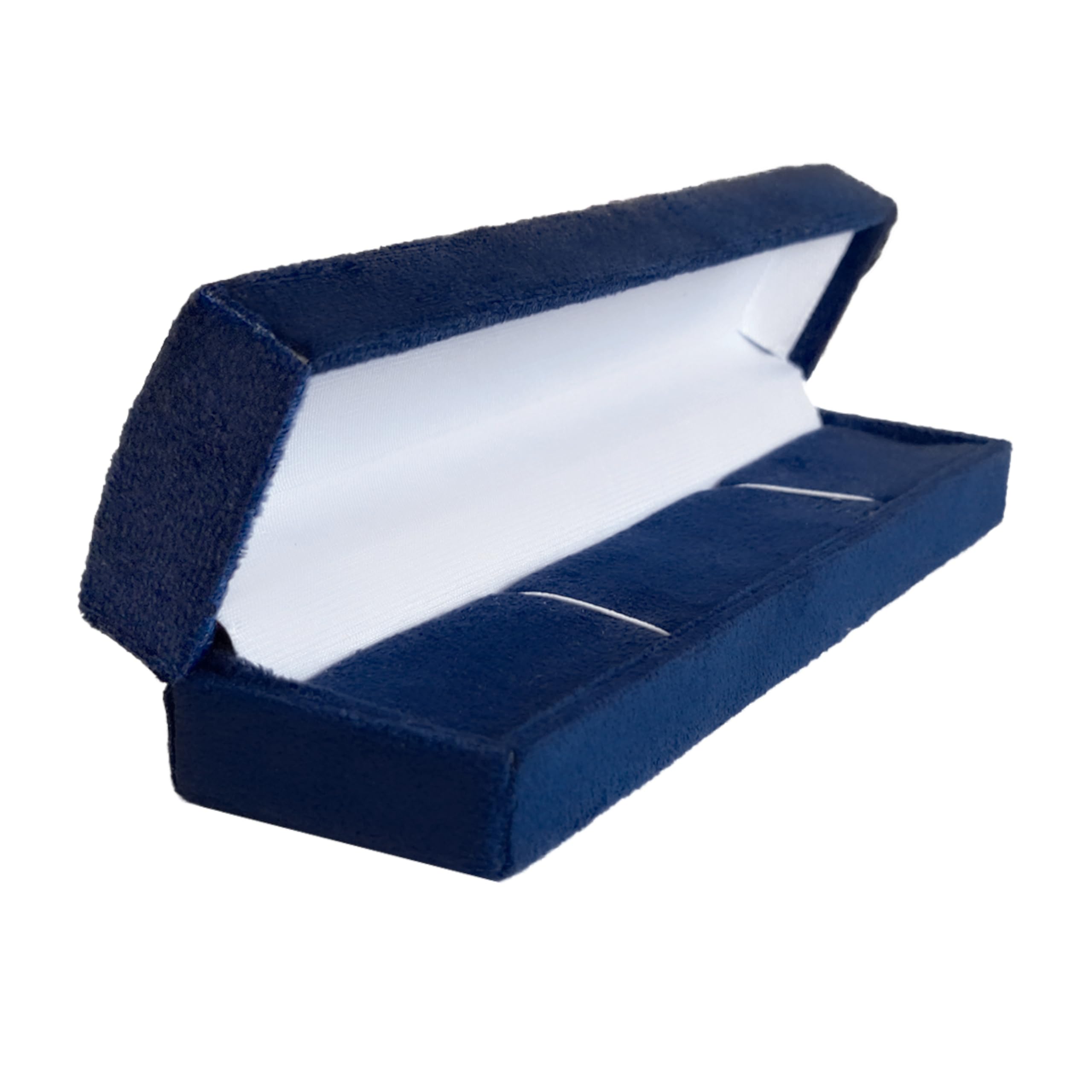 Velvet jewelry box by 7AGAT for long chain gifts, bracelets, and accessories, featuring a soft interior and stylish display design.
