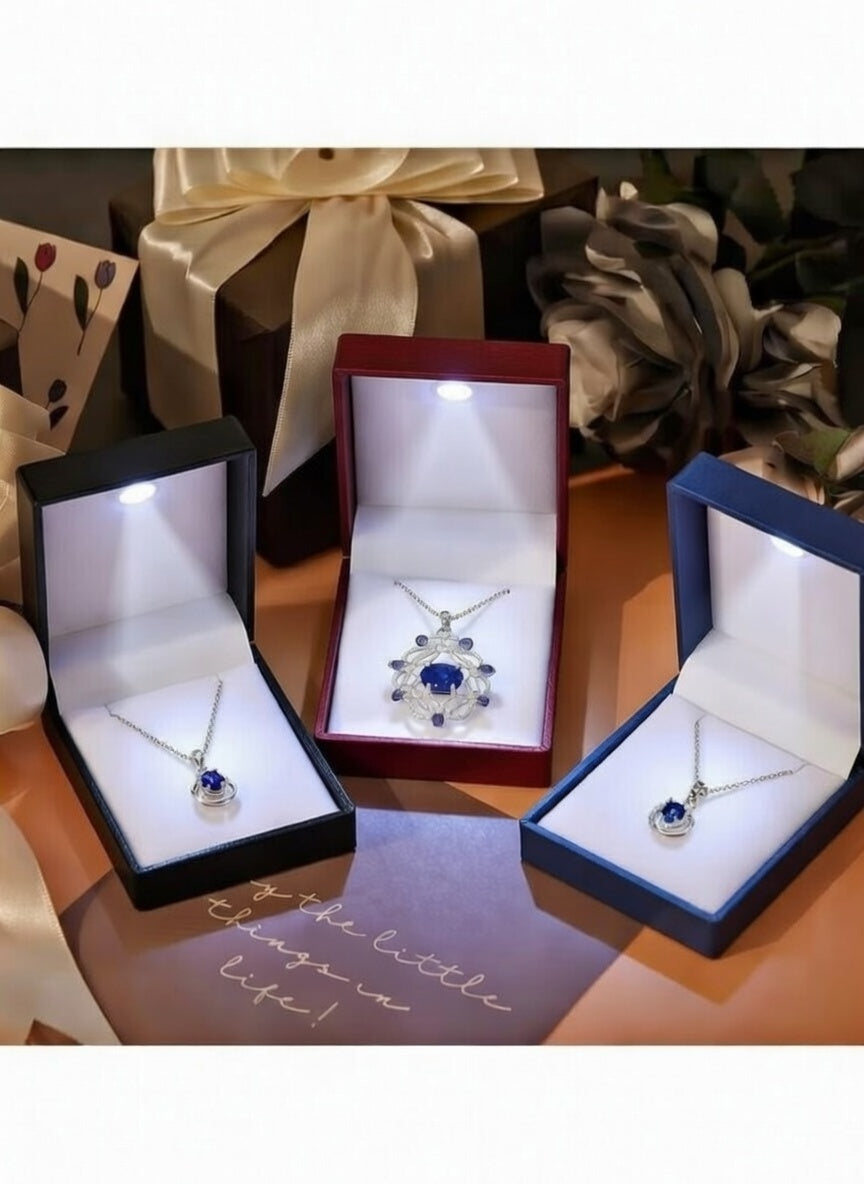 Luxury octagonal LED jewelry box by 7AGAT with compartments for necklaces, earrings, ideal for proposals and anniversaries.