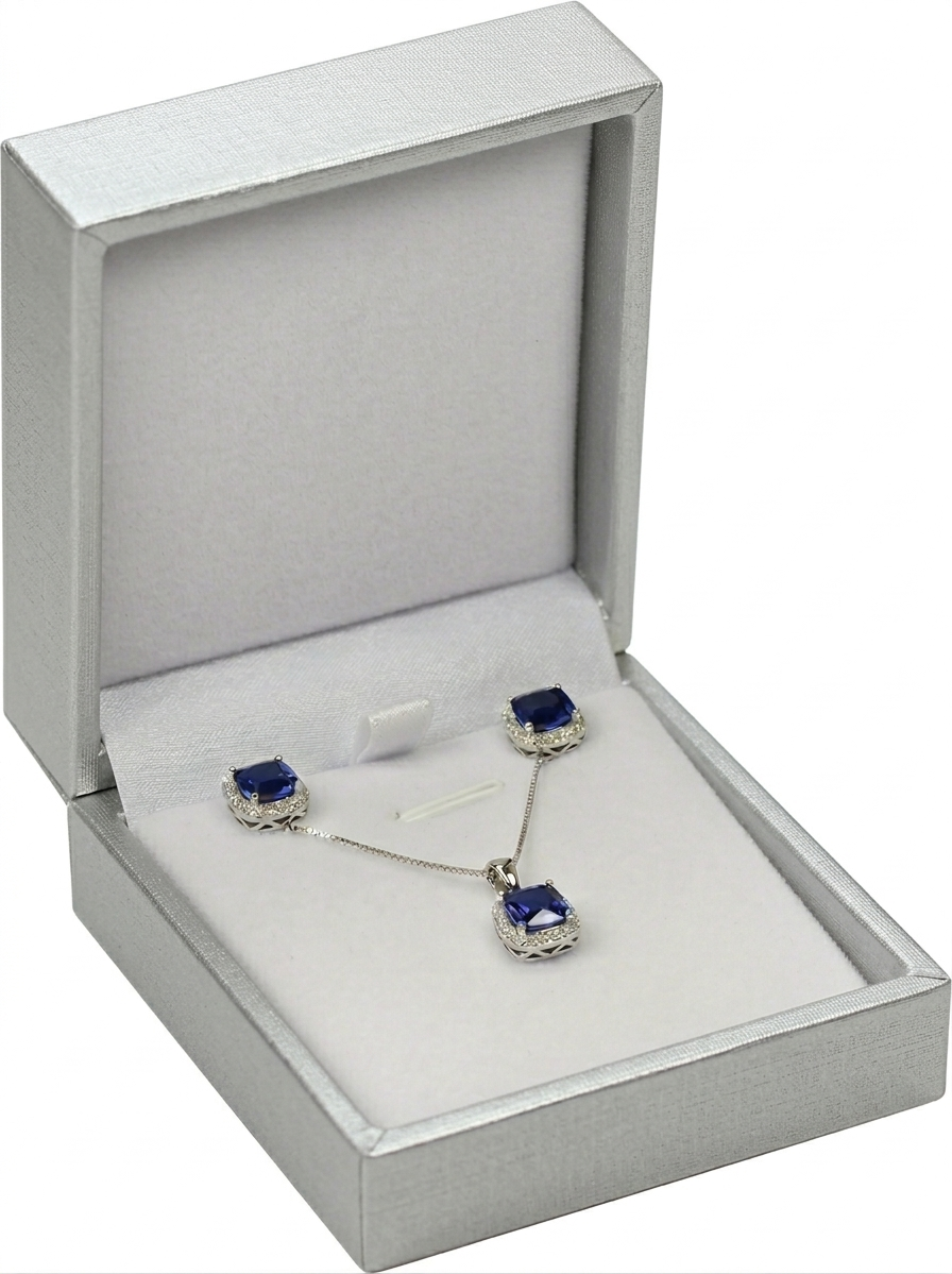 7AGAT Elegance leather and velvet jewelry gift box for necklaces, bracelets, and sets, featuring a sophisticated jewelry storage solution.